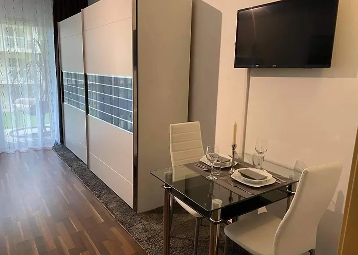 Relax And - Delux * Velence